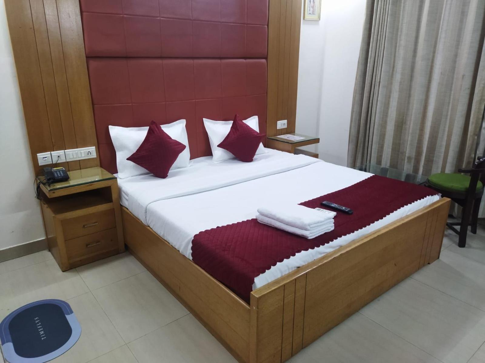 Signature Plaza Hotell New Delhi Eksteriør bilde